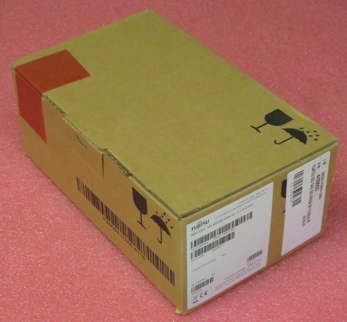 NEW Fujitsu 800GB SSD SAS 12G Write Intensive SFF 2.5" HotPlug S26361-F5865-L800