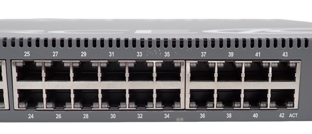 Force10 S55-01-GE-44T S55T 44x 1G RJ45 4x 1G SFP F2B Switch OS8 + S55-10GE-2SFP+