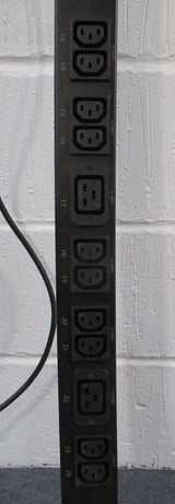 APC AP7852 20xC13 4xC19 ZeroU Switched Rack PDU Power Distribution Unit 230V 16A
