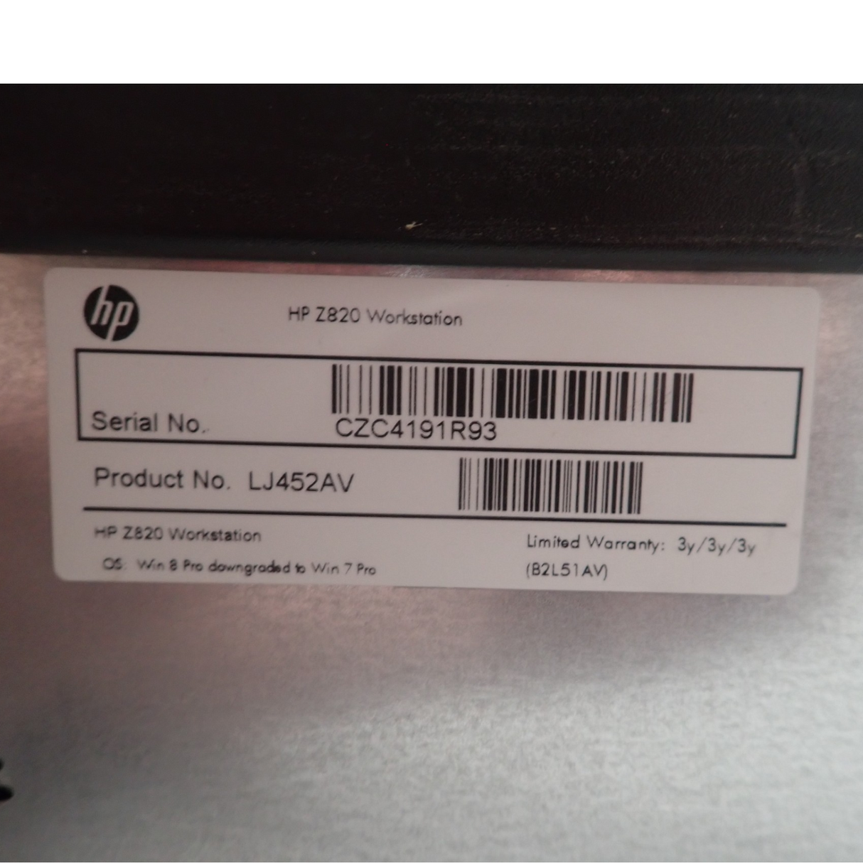 HP WorkStation Z820 2xE5-2600 16xDDR3 4x Internal LFF Bay CTO Tower PC LJ452AV