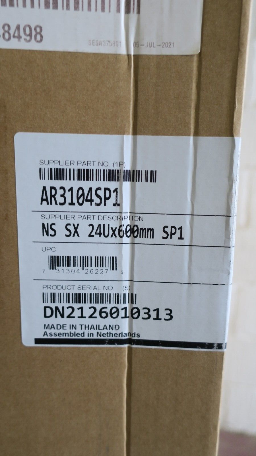 NEW APC AR3104 Netshelter SX 24U Server Rack Enclosure Cabinet