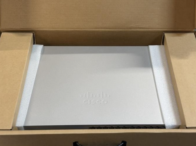 New Cisco Meraki MS130-24P-HW 24x 1GbE RJ45 PoE + 4x 1GbE SFP+ Cloud Switch