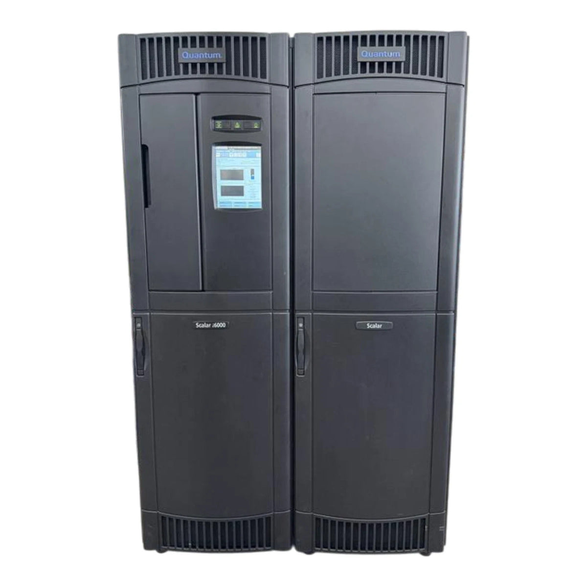Quantum Scalar i6000 Tape Library + Expansion Module + 15x LTO-8 FC Drives