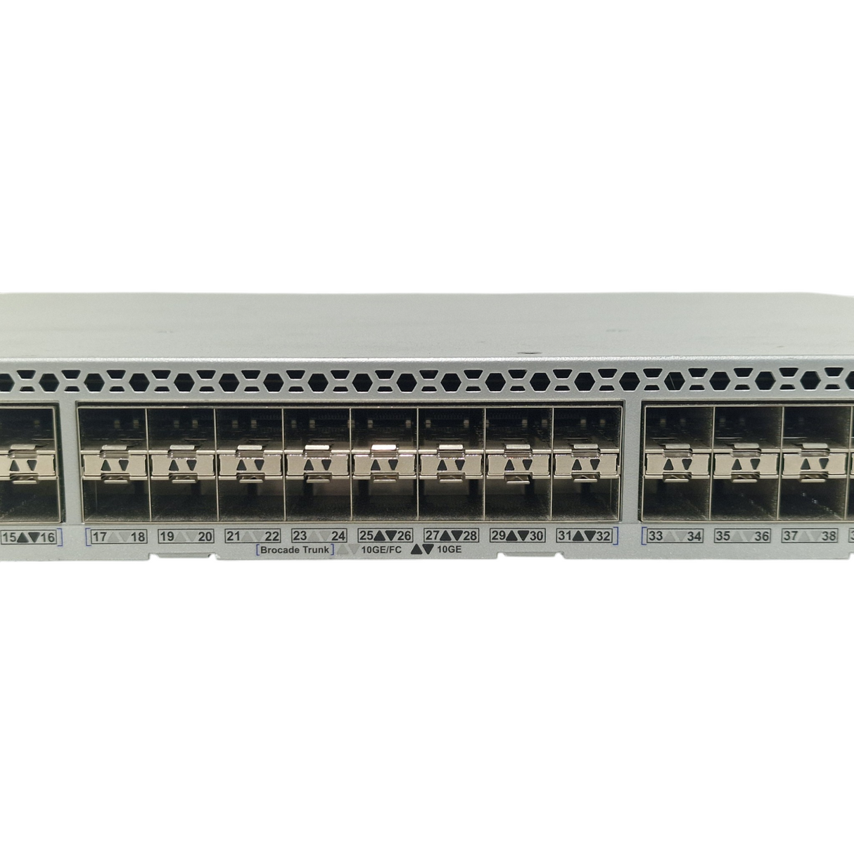 Brocade VDX 6740 48-Port 10GbE SFP+ 4x 40GbE QSFP+ Layer 3 F2B Switch VDX6740