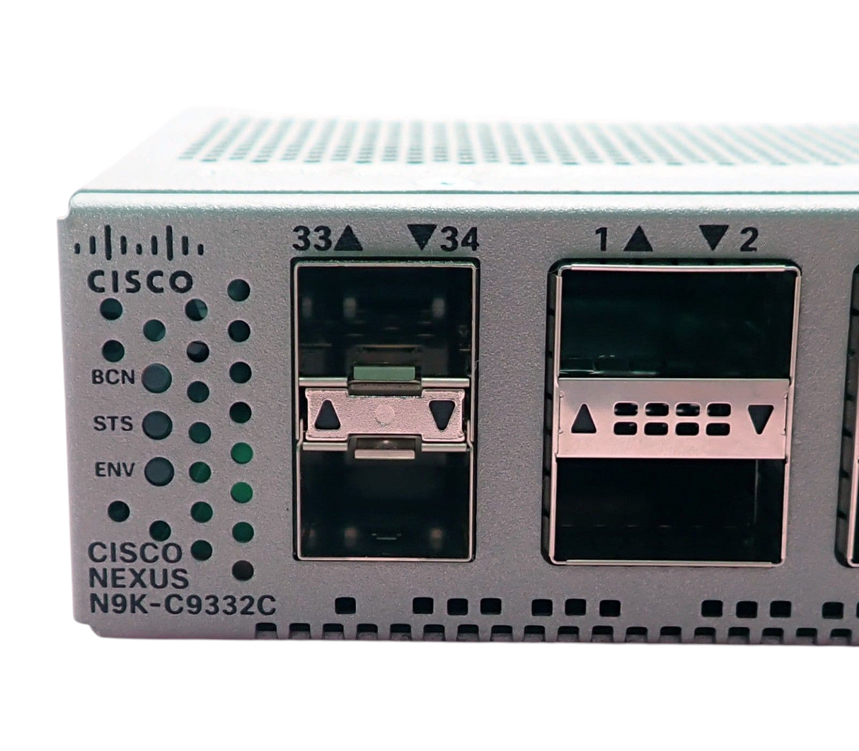 Cisco Nexus N9K-C9332C 9332C 32x 40/100GbE QSFP28 2x 10GbE SFP+ L2 1U B2F Switch