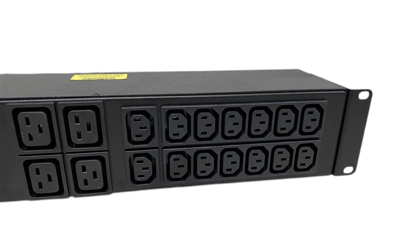 Geist Vertiv 7392 14xC13 4xC19 230V 32A 1PH 2U Switched Rack PDU Power Unit