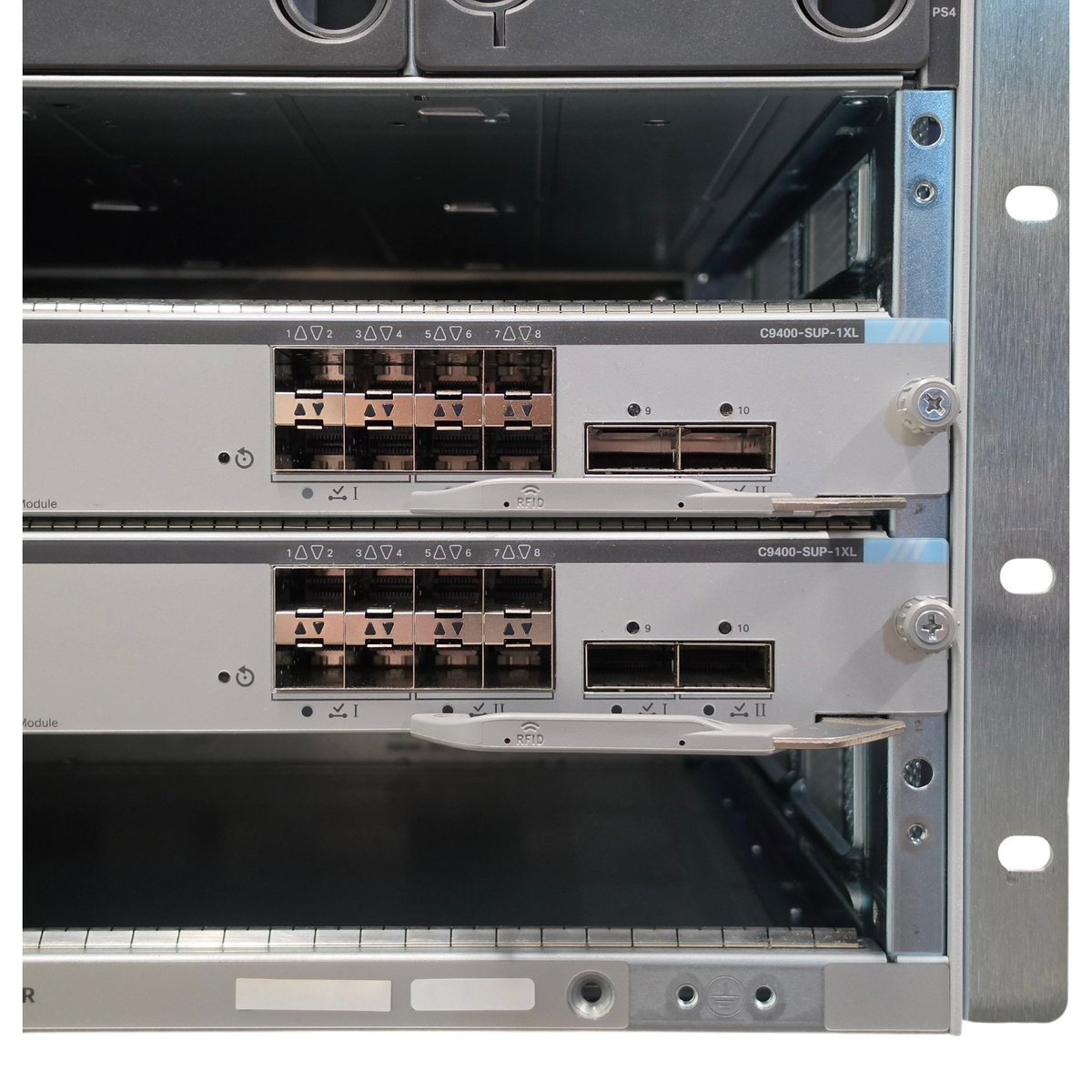 Cisco Catalyst C9404R 4-Slot 6U Switch Chassis w/ 2x C9400-SUP-1XL 2x 3200W PSUs