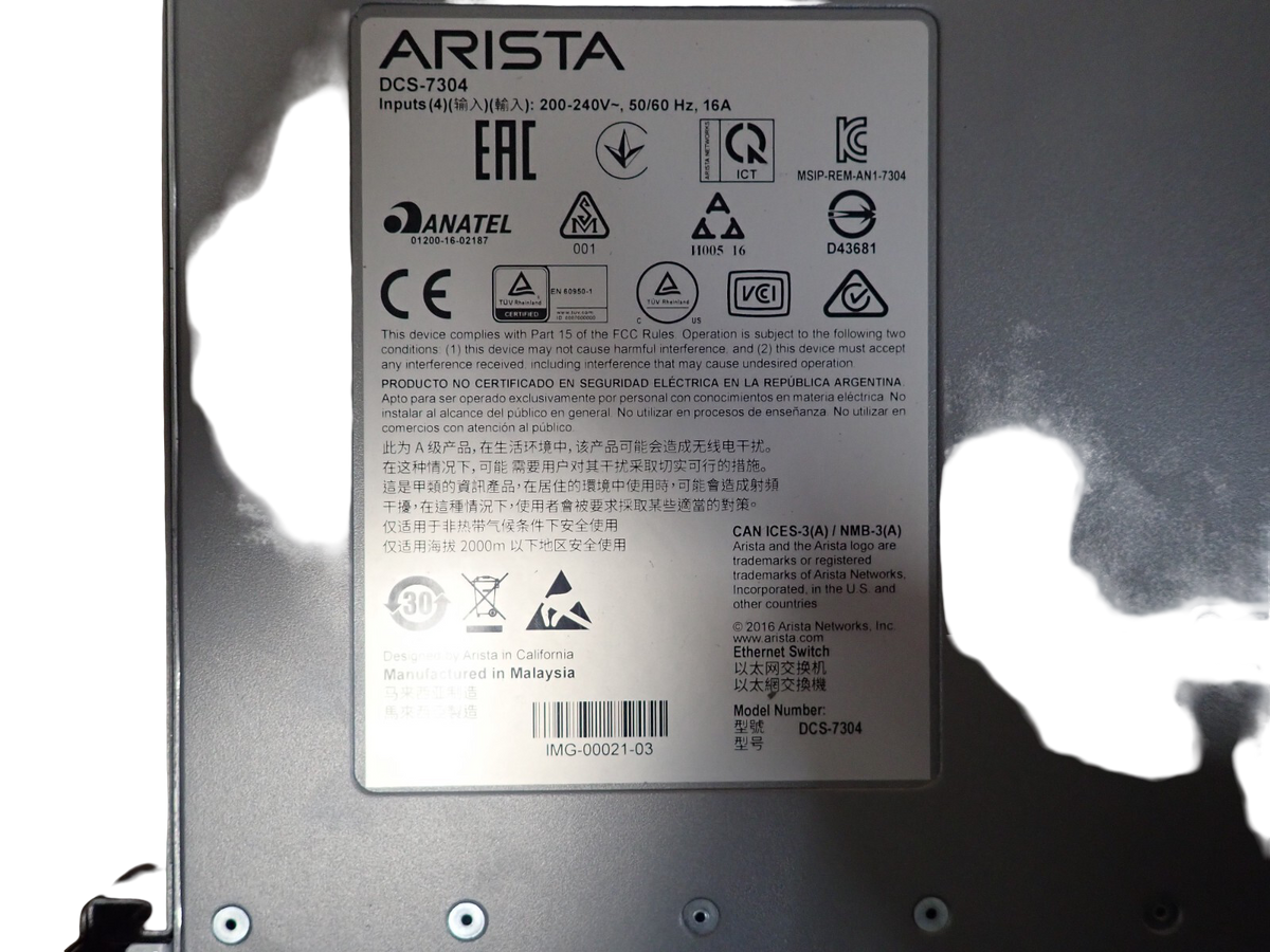Arista DCS-7304 Switch chassis DCS-7300-SUP-D 4x DCS-7324X-FM  x  PWR-3KT-AC-B +