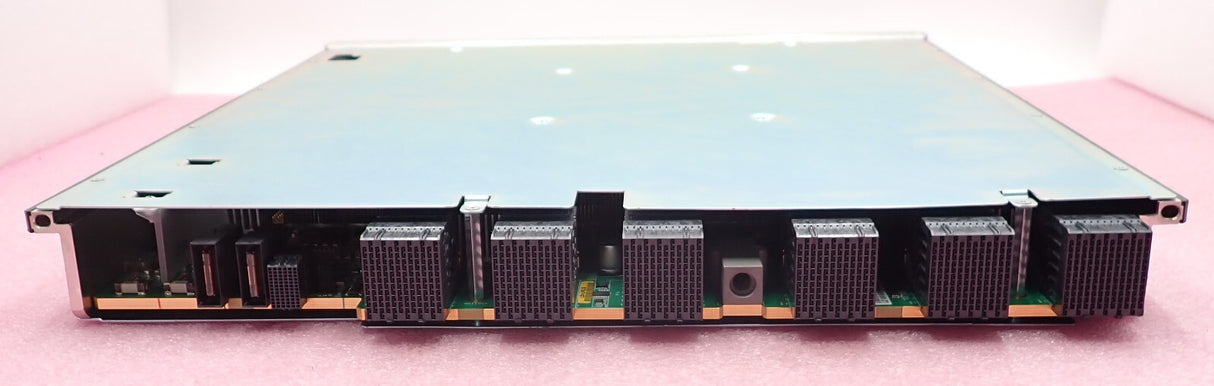 Juniper QFX10000-30C 30x 40GbE QSFP+/30x 100GbE QSFP28/96x 10GbE QSFP+ Line Card