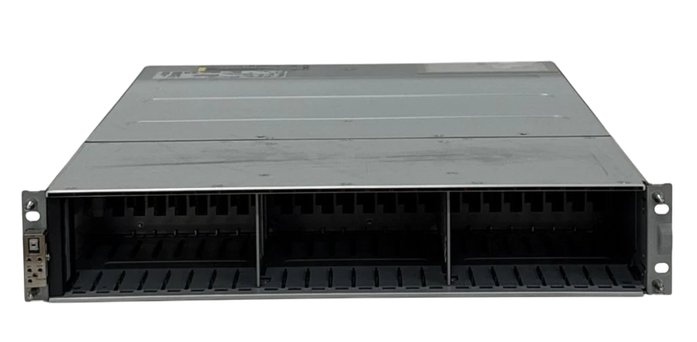 Fujitsu Eternus DX100 S4 24Bay Disk Storage Array ET104AU 2x CA07662-D112