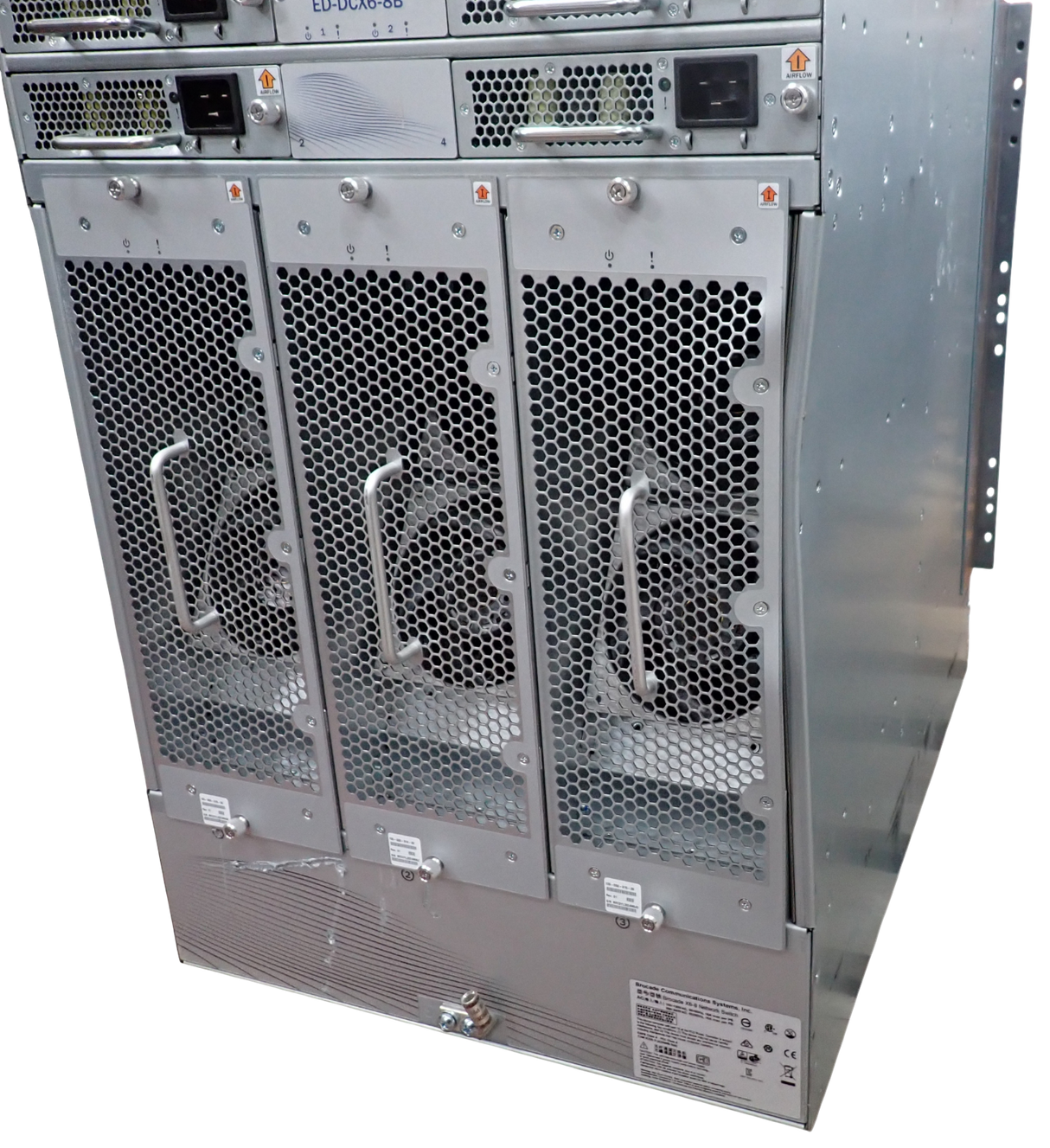 Dell EMC ED-DCX6-8B 8-Slot Gen6 Director + 8x FC32-48 +2x CPX6 +2x CR32-8 Module