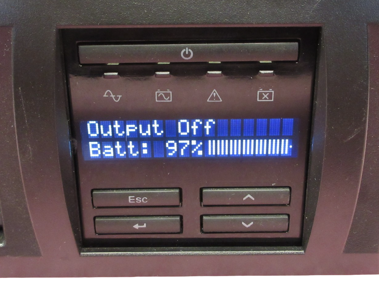 APC Smart-UPS SMT2200RMI2UC 2200VA 1980W 8x C13 1x C19 230V 2U Rack Mount UPS