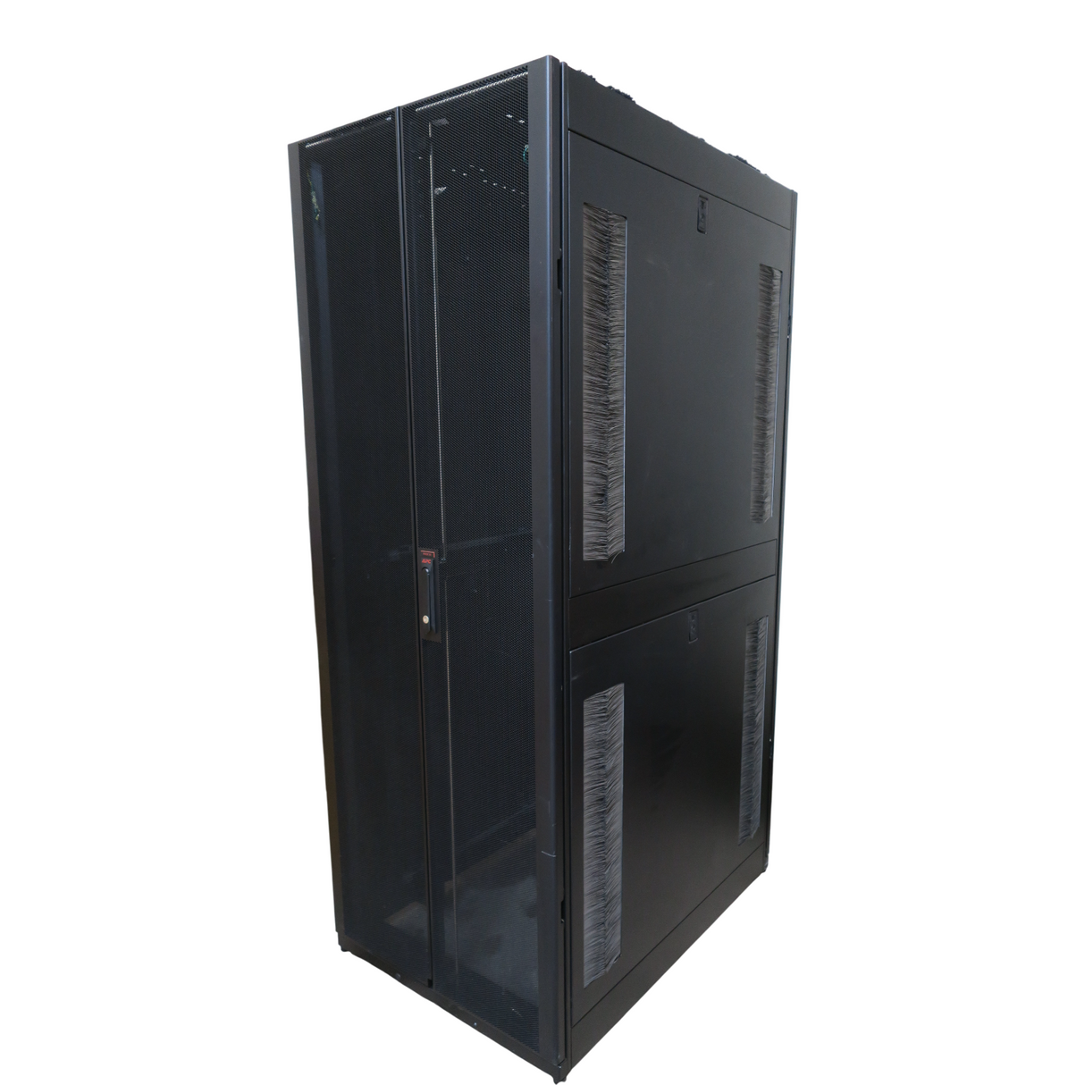 APC AR3140 NetShelter SX Server 19" 750mm x 1070mm Networking Rack Cabinet 42U