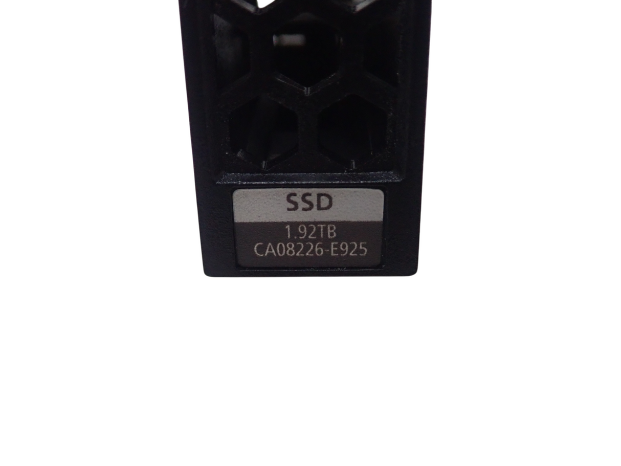 Fujitsu 1.92TB SAS 12G 2.5" SSD Solid State Drive For DX S2 S3 S4 CA08226-E925