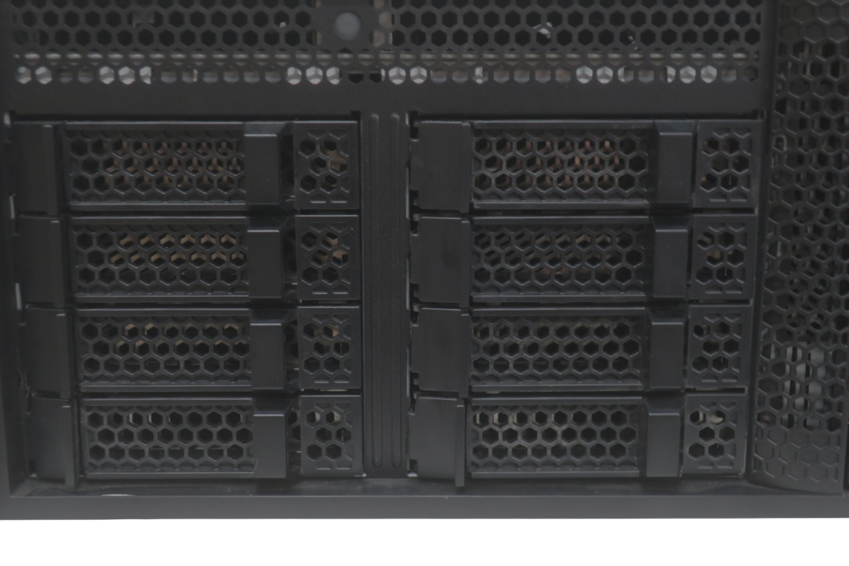 Fujitsu Primergy TX2550 M5 2x Xeon Scalable 12xDDR4 8x 3.5" SAS/SATA Server CTO
