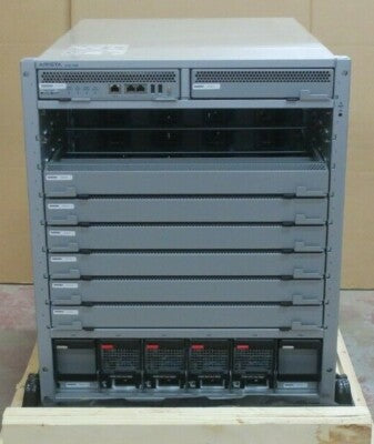 New Arista DCS-7308 8-Slot Switch Chassis EM-7328X+4PS-R + 1x EM-7300-SUP 4x PSU