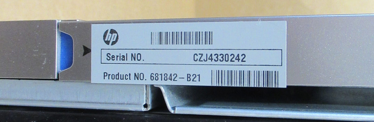 HP BladeSystem BLC7000 G3 4x BL460C Gen8 1x BL460C Gen9 Server Blade 681842-B21
