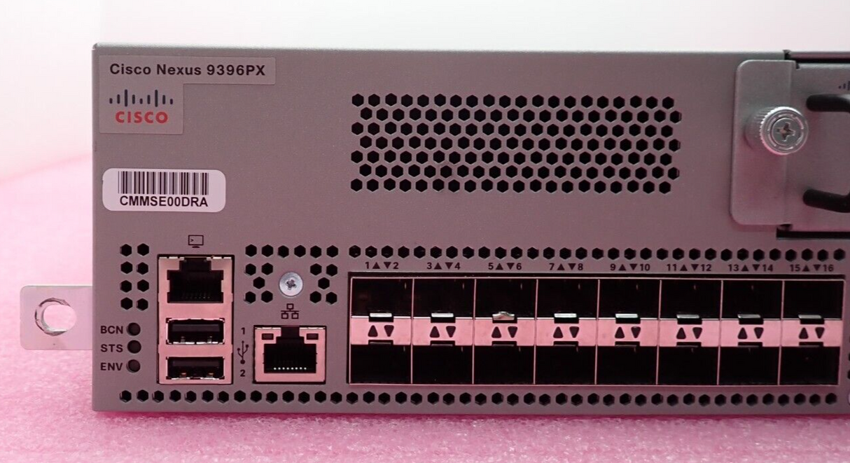 Cisco Nexus 9396PX N9K-C9396PX 48x 1/10GE SFP+ + N9K-M12PQ 12x 40GE QSFP Switch