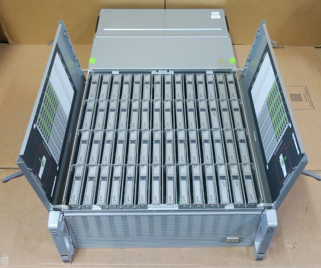 Cisco UCS C3160 56x 3.5" Bay Storage Server + UCS C3160 Node CTO 0CPU 0MEM