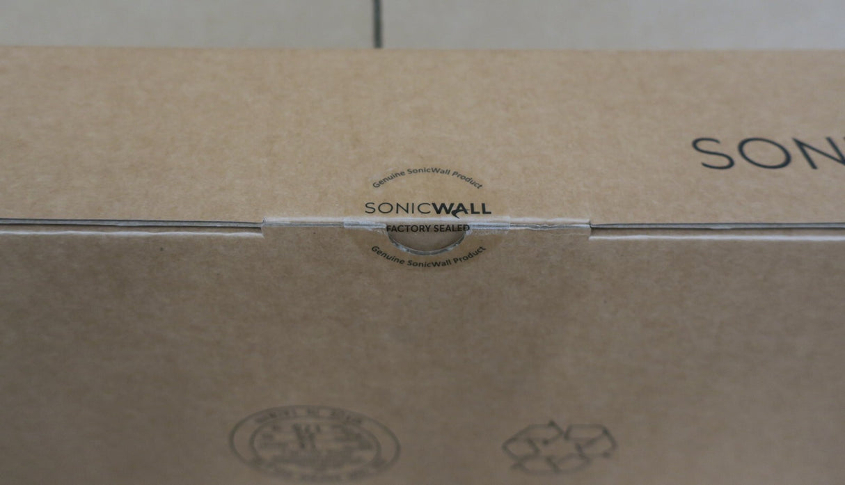 NEW SonicWall SWS14-24 24x 1GbE 4x SFP+ Switch + Wireless Ntwrk Mgnt 3Yr Support